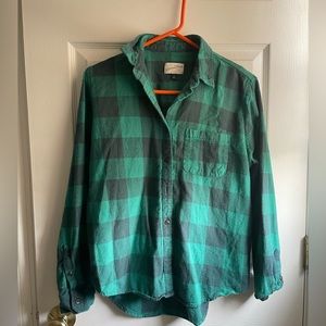 Women's Long Sleeve Flannel Button-Down Shirt - Universal Thread Plaid Size XS